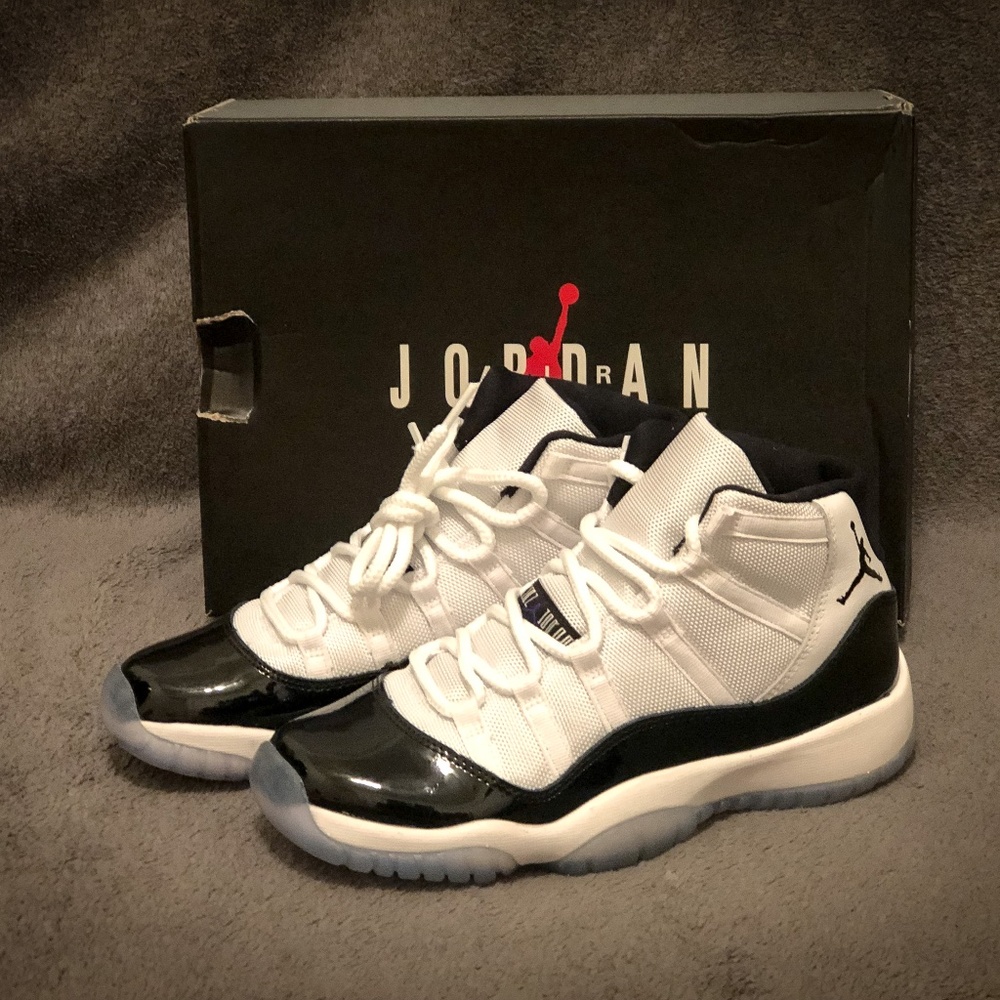 Nike Air Jordan 11 Retro